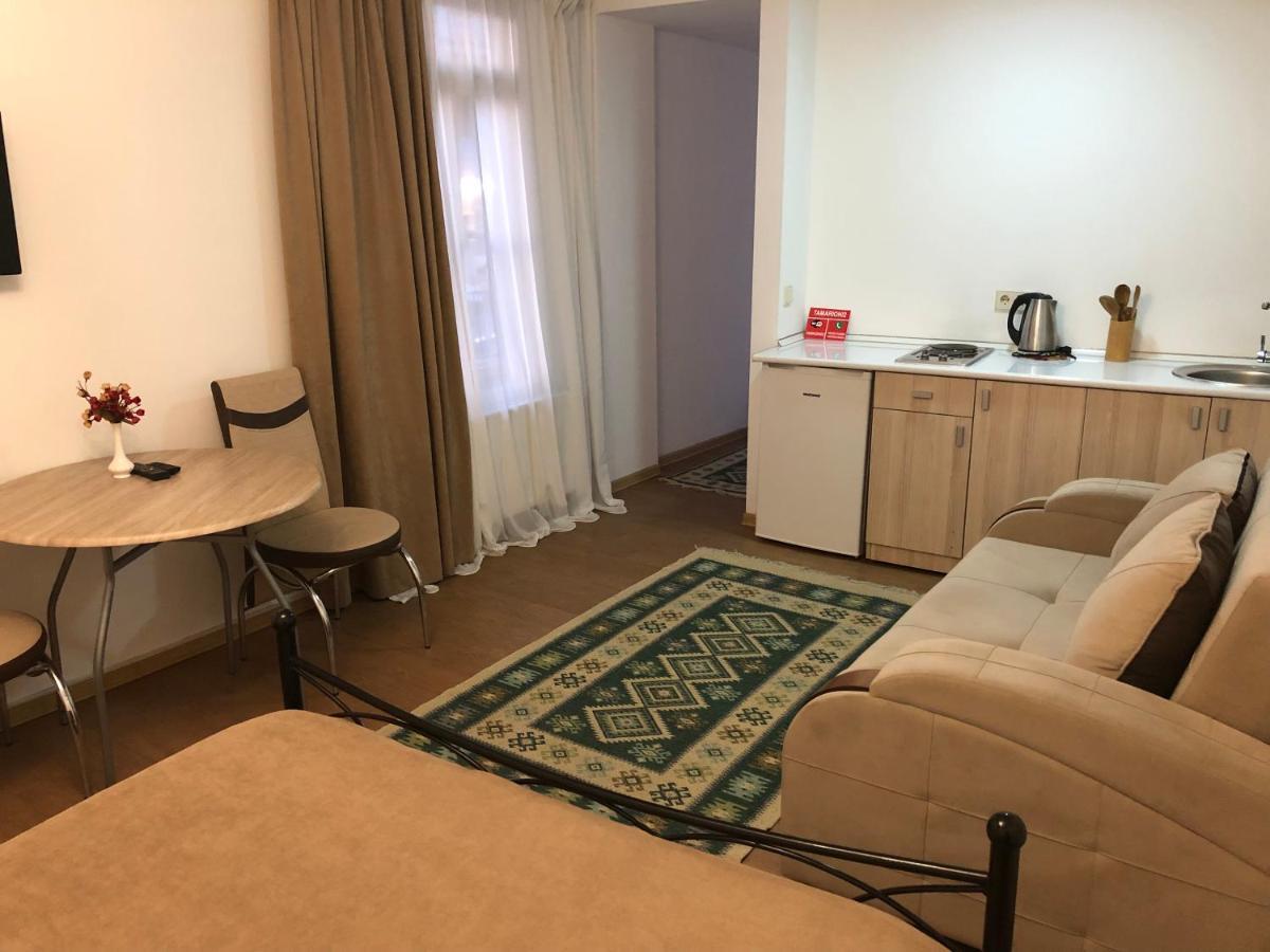 Apartment Tamarioni Τυφλίδα Εξωτερικό φωτογραφία
